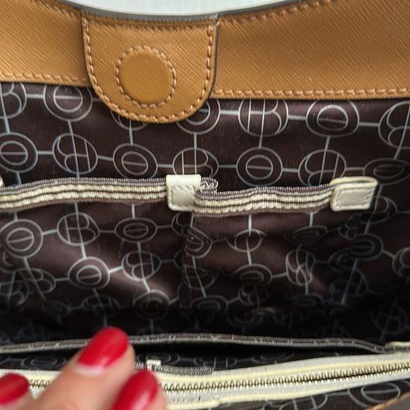 Henri Bendel camel crossbody bag - Picture 5 of 10